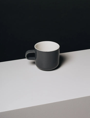 Becher Bobby Large Dolphin